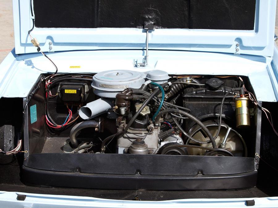 Моторный отсек Autobianchi Stellina 1963 года  (фото 7 из 7)